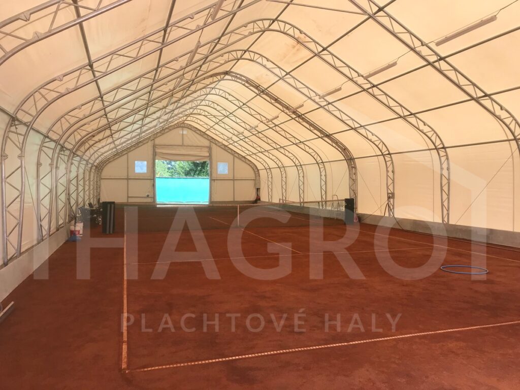 04m x 7m