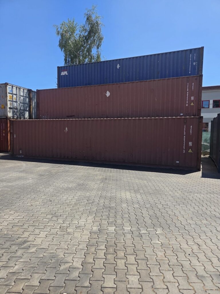 4 m x 12 m x 2